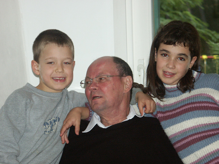2003-10 002.jpg - DCF 1.0